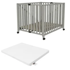 Bebies First Baby Box Met Wieltjes Sarah Met Matras