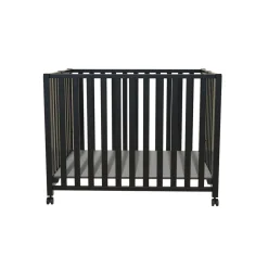 Bebies First Baby Box Met Wieltjes Sarah Met Matras