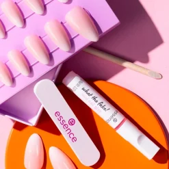 Essence What The Fake! 03 Babyboomer Press-On Nails Manicure