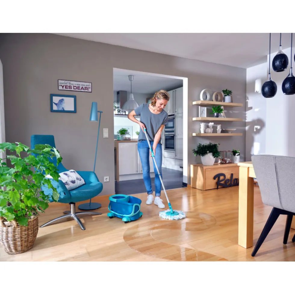 Leifheit Clean Twist Dweil Set Disc Mop Ergo met Emmer op Wieltjes en Uitwringsysteem