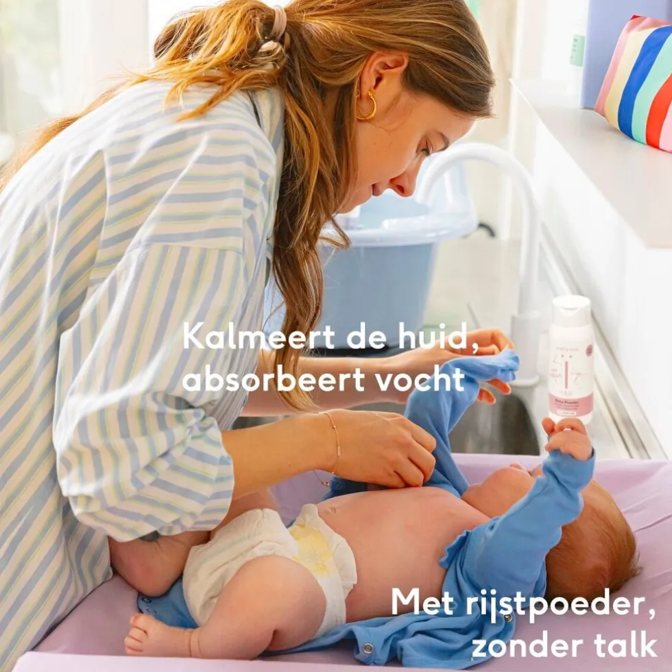 Naïf Baby & Kids Baby Powder