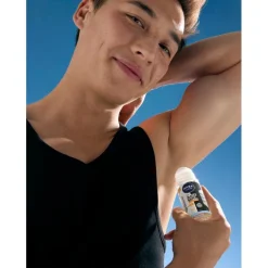 NIVEA Men Black & White Invisible Ultimate Impact Antitranspirant Roller